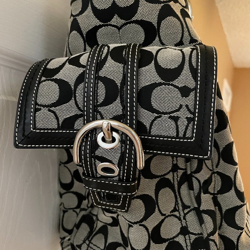 COACH Large Soho Black Signature Tote - No. CO6Q-10080 - Picture 6 of 9